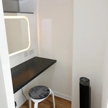 New Luxury Apartments In Central London Next To Shops, Cafes, Bars & Metro Extérieur photo